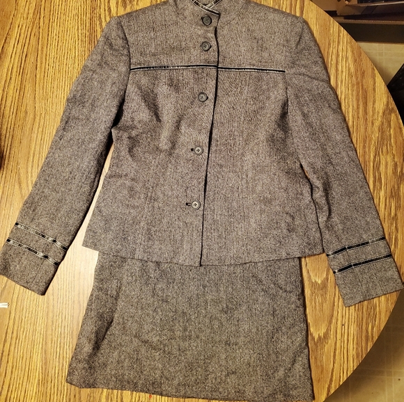 Michael kors Blazer & Skirt Suit Set Size 4 - Picture 15 of 16